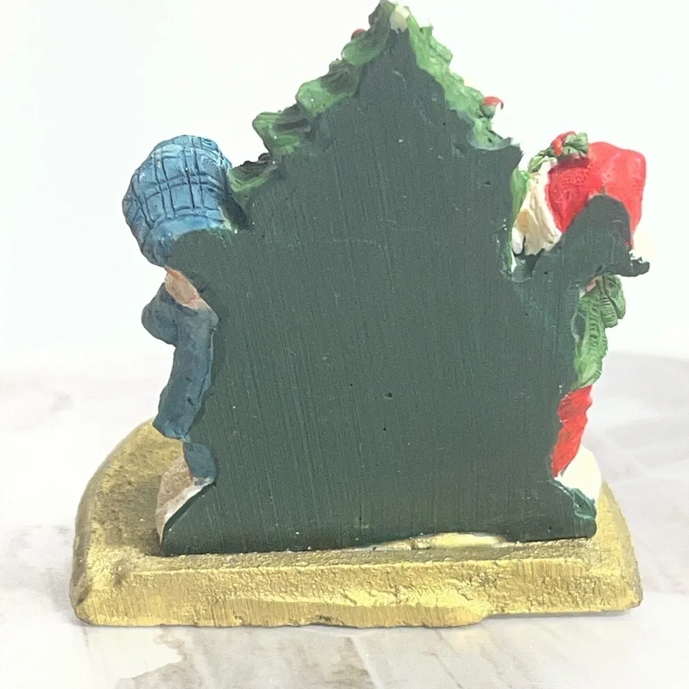 Gerson International Christmas Carolers Stocking Holder Cast Resin